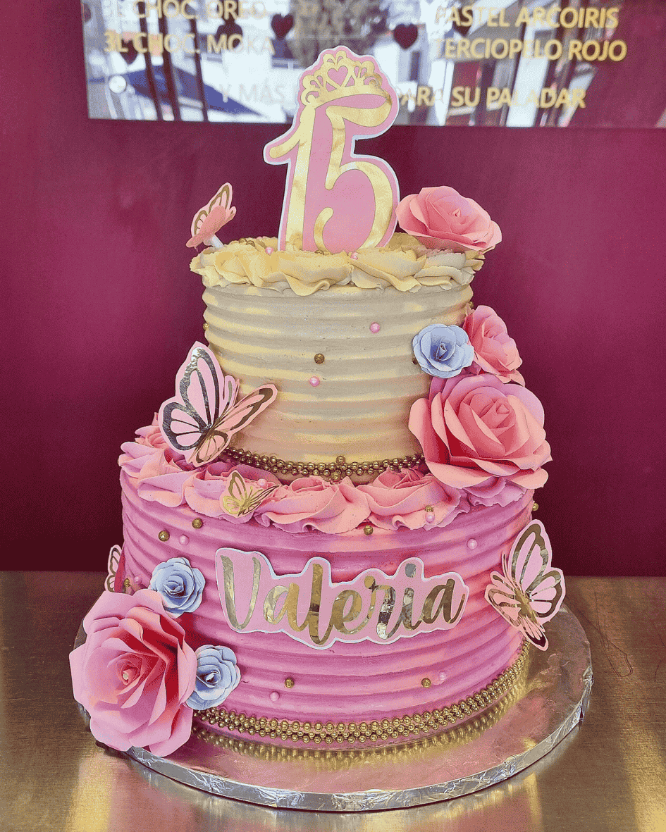 Pastel 15 años mariposas Pastel 15 años mariposas